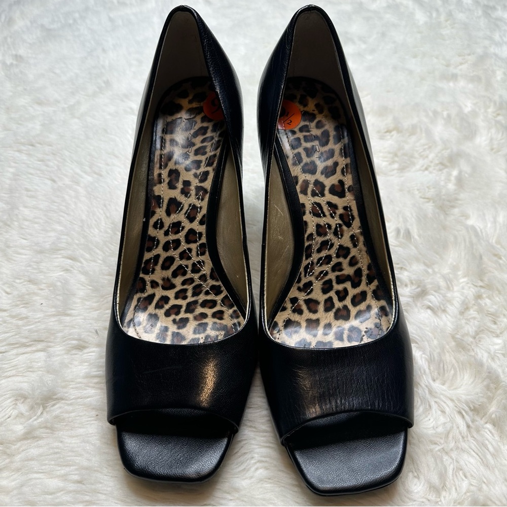 Tahari Peep-Toe Heels Black & Leopard Print Size 9.5